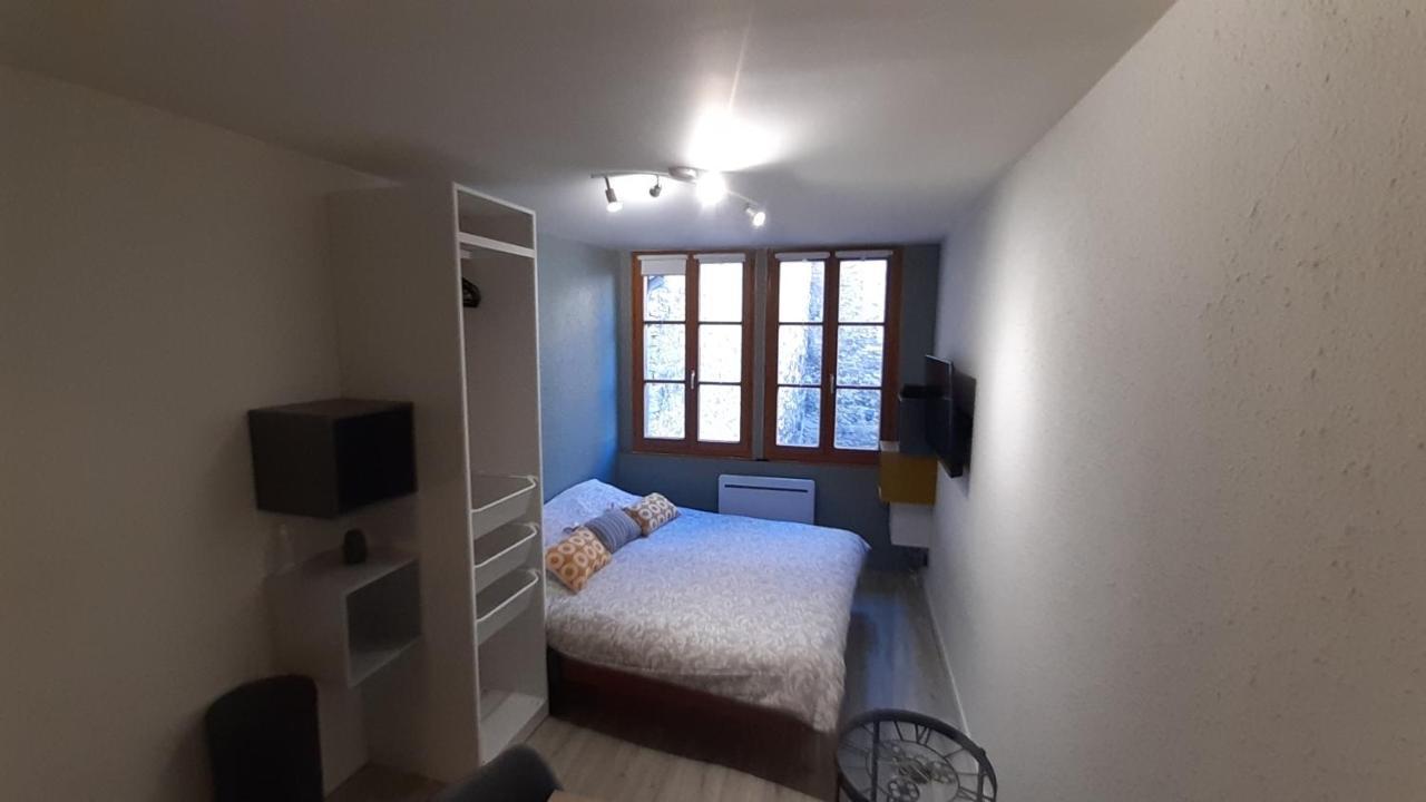 Studio 302 Au 15 Rue Battant A Besançon Buitenkant foto